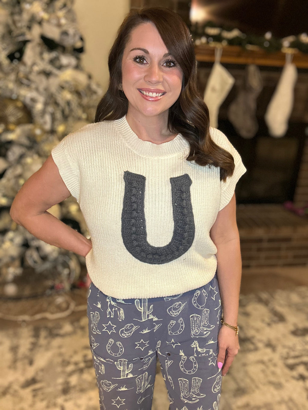 Horseshoe Ribbed Sweater Vest