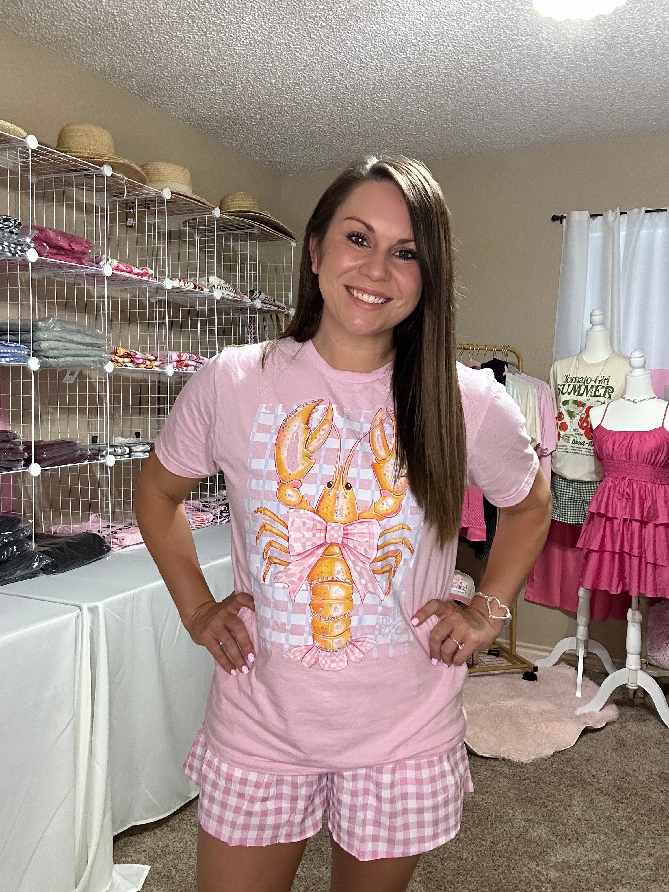 Lobster Bow Graphic-tee