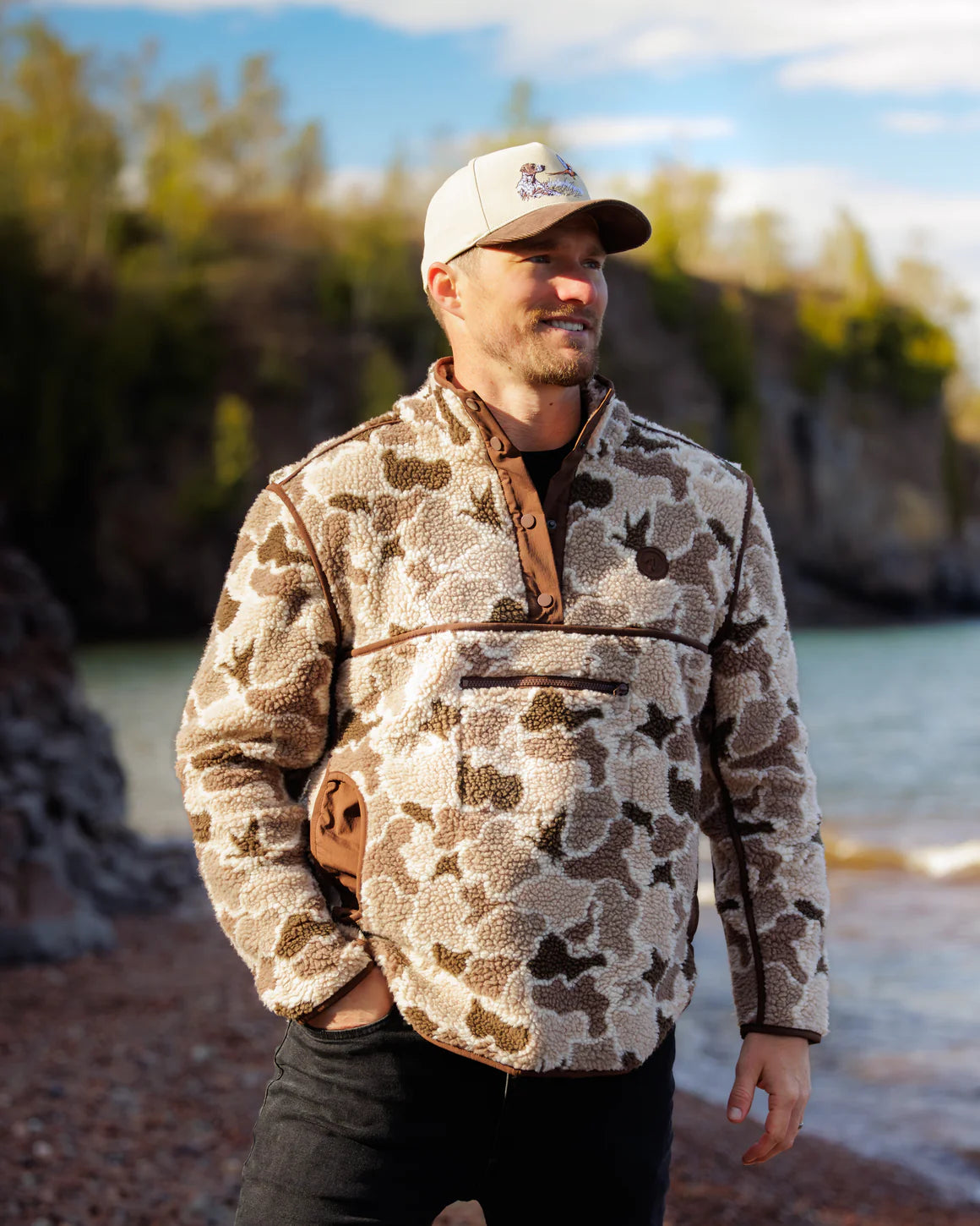 Duck Blind Men's Sherpa Pullover