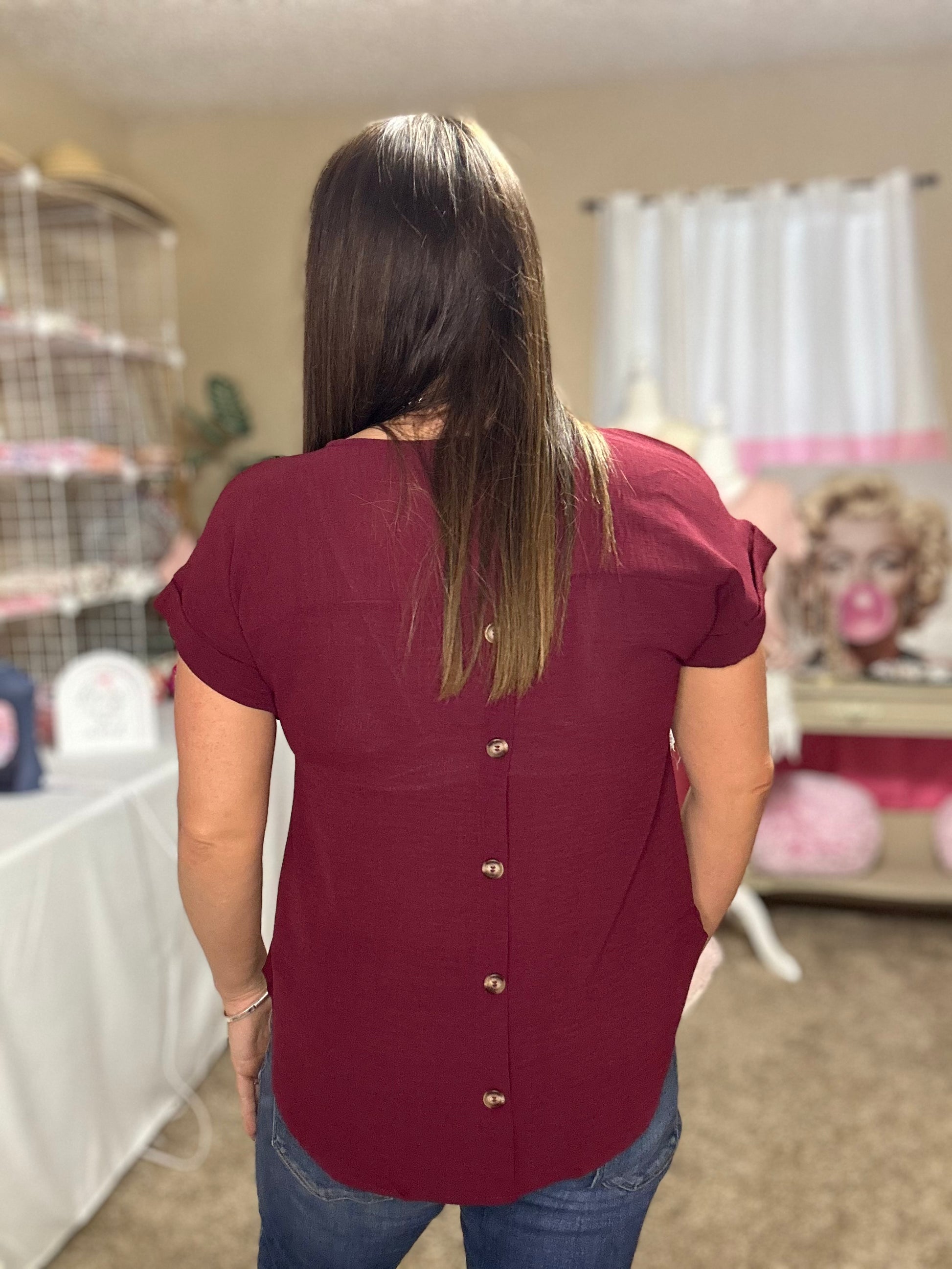 Plus Size Split Neck Back Button Short Fold Sleeve