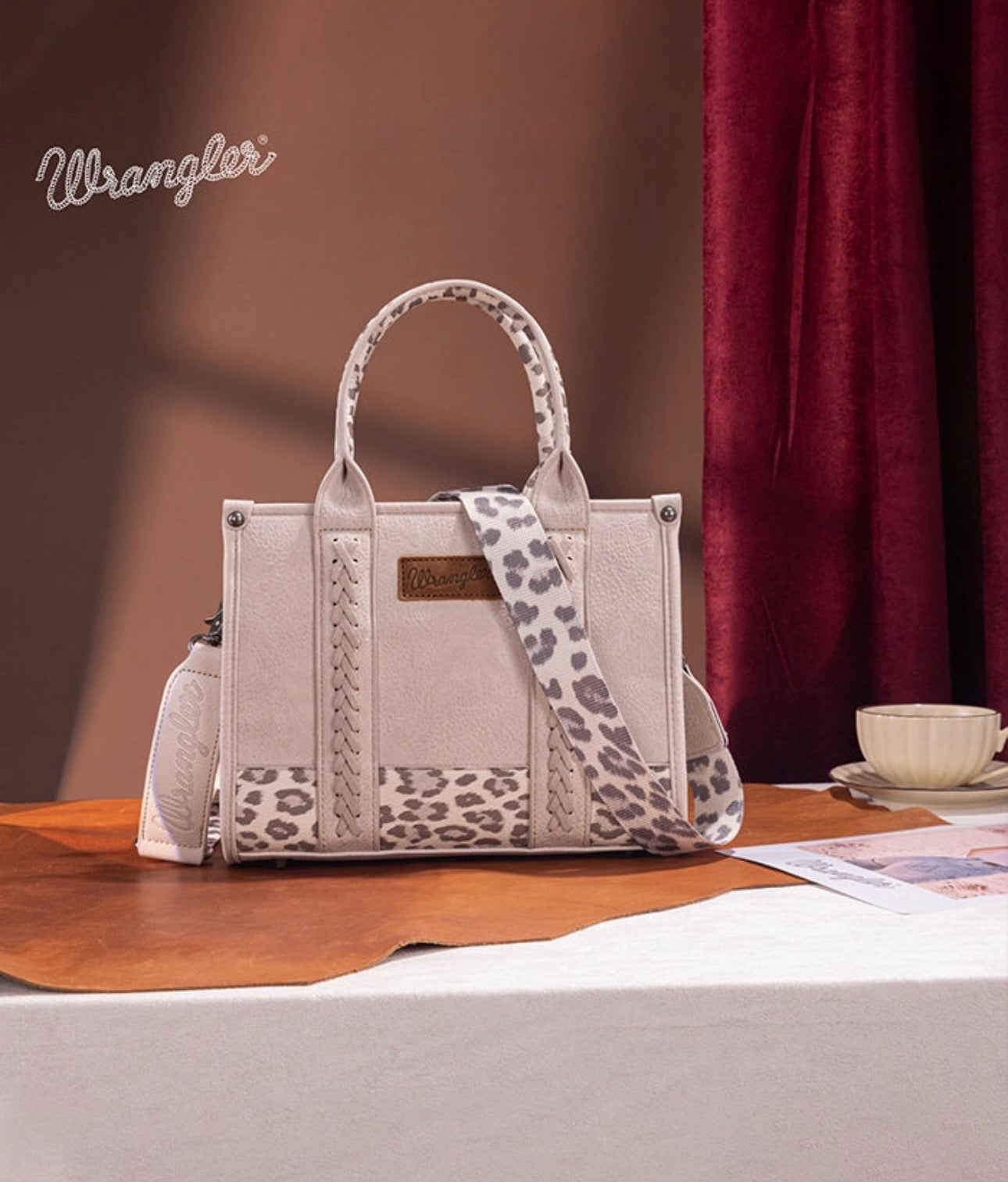 Wrangler Leopard Beige/ BrownPurse