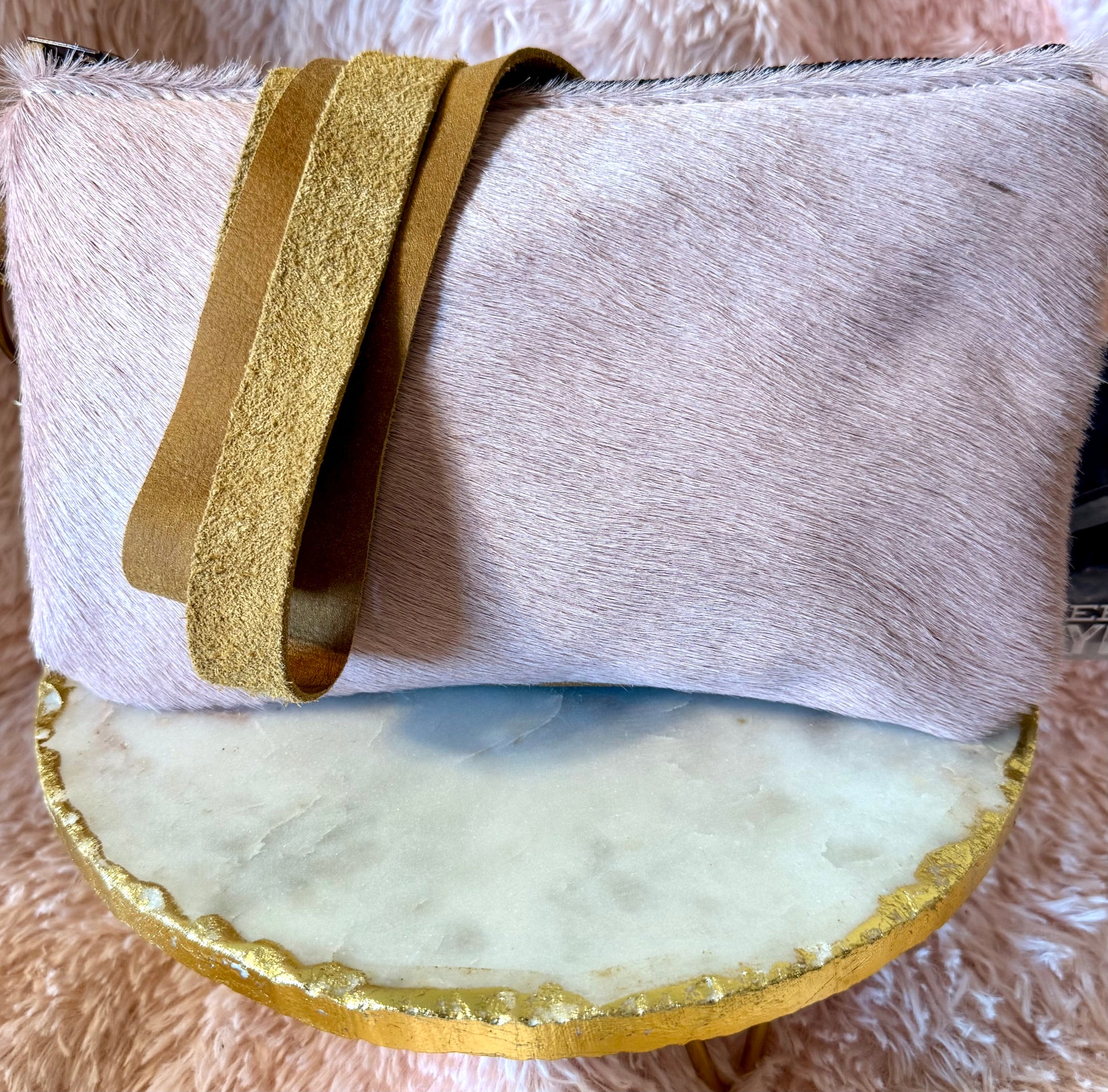 Light pink cowhide shoulder purse