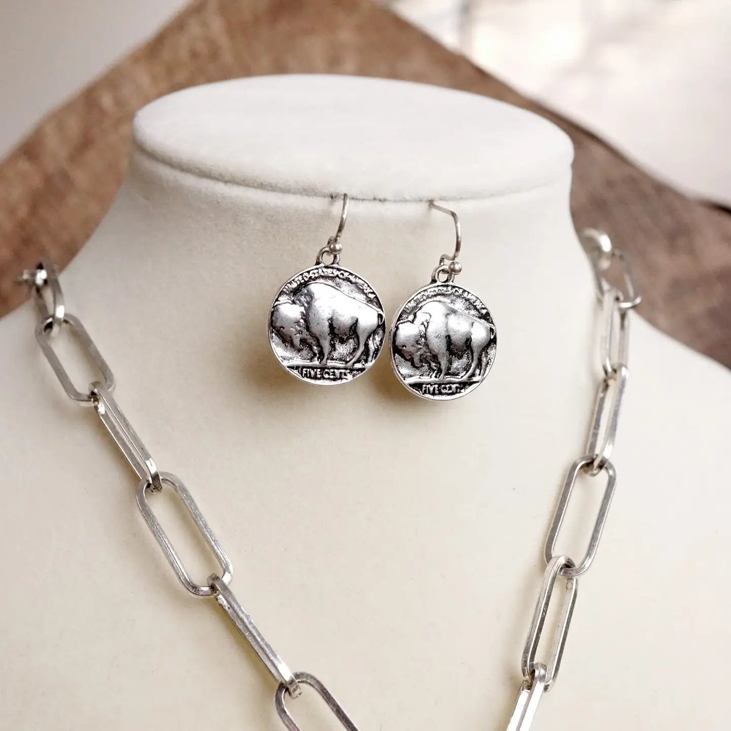 Roaming Spirit Necklace Set
